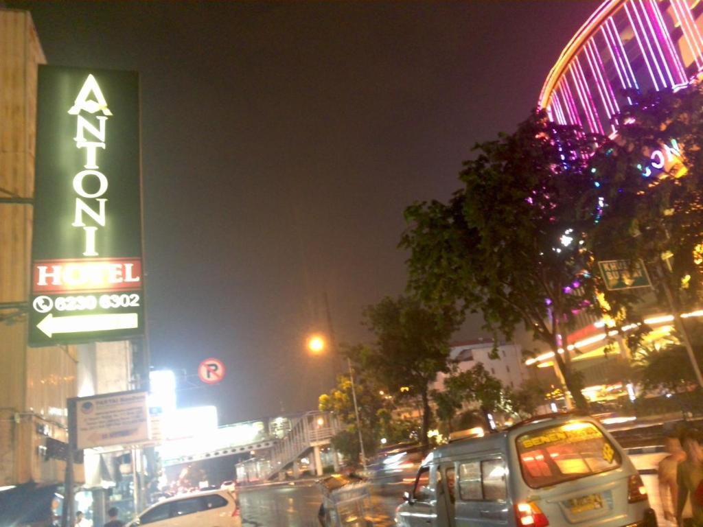 Antoni Hotel Jakarta Exterior photo